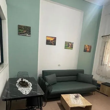 Mucaj House *